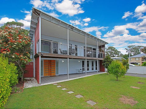 The Lake House - Lake Conjola - Events Australia 2