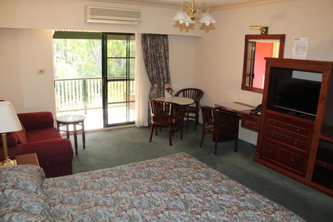The Lawson Riverside Suites - Tourism Bookings 1