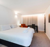 The Nest - Spacious Studio on Newcastle St with Roof Terrace - Events Australia