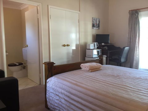 The Nosh & Nod - Howick Street - Events Australia 3