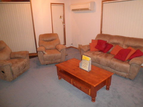 The Real McCoy Holiday Accommodation - Tourism Bookings 2