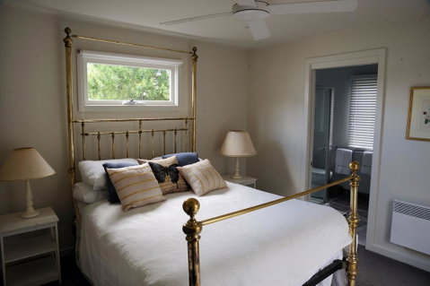 The Red Feather Inn - Events Australia 0