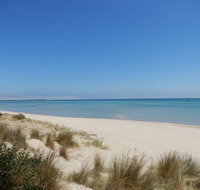 The Rosebud Beach Shack - Tourism Bookings
