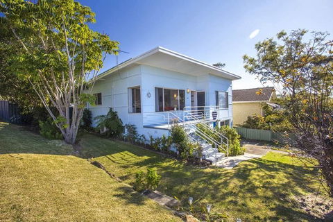 The Seaside Beachhouse Mollymook - Events Australia 1