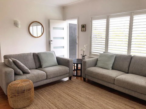 The Seaside Beachhouse Mollymook - Events Australia 3
