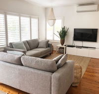 The Seaside Beachhouse Mollymook - Events Australia