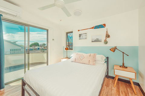 The Surf House - Accommodation Europe 0