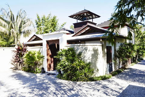 The Villas Of Byron - Accommodation Europe 1