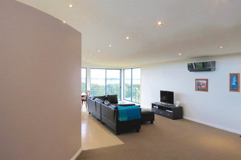 The Wave Oasis SC B&B - Events Australia 3