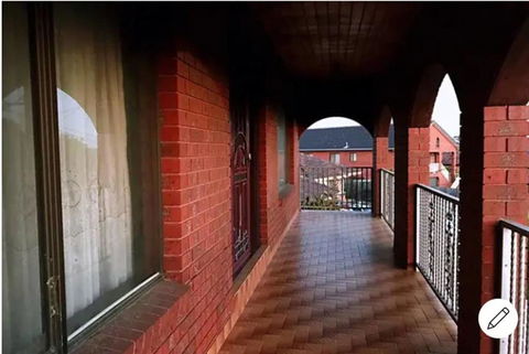 Thomastown Antique House Room 1 - Tourism Bookings 2