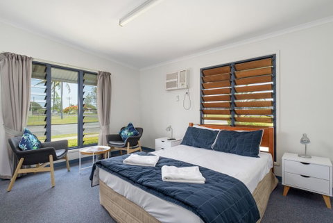Tin Can Bay's Sleepy Lagoon Motel - Tourism Bookings 1