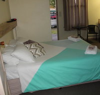 Tocumwal Hotel Motel The Palms - Events Australia