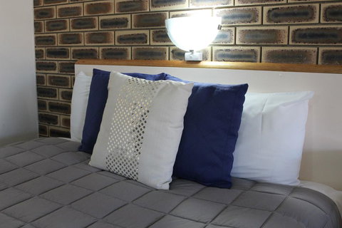 Top Of The Town Motel - Events Australia 0