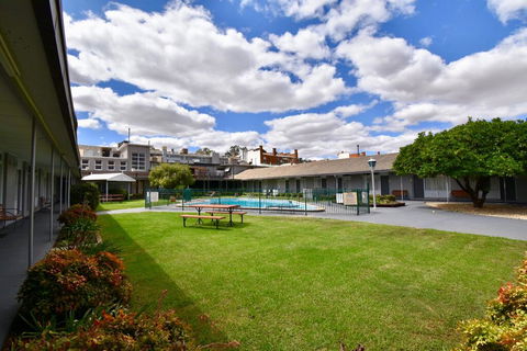 Townhouse Motel Cowra - Events Australia 2