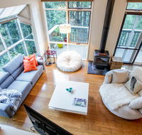 Tree Top Stay - Events Australia