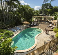 Treehouse On Plantation - Accommodation Europe