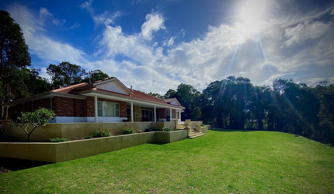 Treetops Holiday Retreat - Events Australia 0