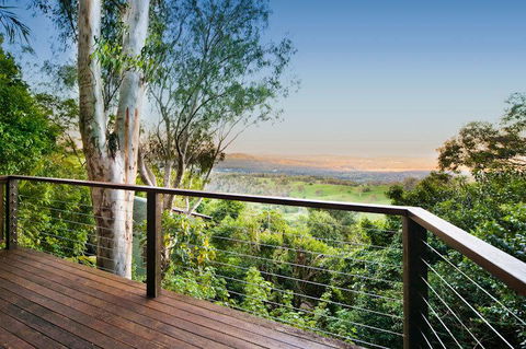 Treetops Seaview Montville - Tourism Bookings 1