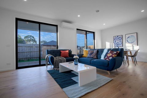 Trendy Sweet Home 4Beds@Blackburn South - Events Australia 2