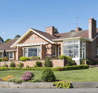 Trevallyn House B  B - Tourism Bookings