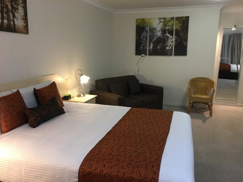 Tuckerbox Motor Inn - Tourism Bookings 0