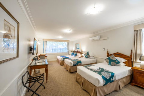 Twin Towers Inn - Tourism Bookings 1