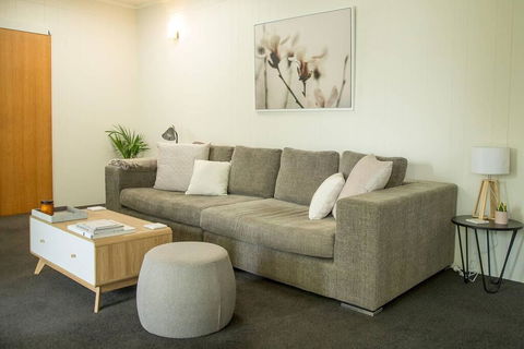 Two Bedroom Gem, Short Drive To MONA - Tourism Bookings 2