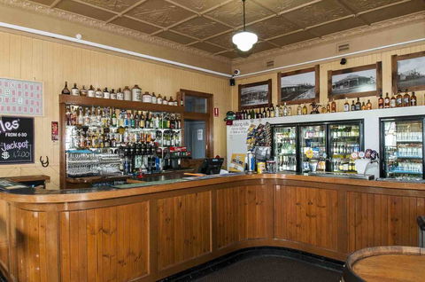 Ulmarra Hotel - Accommodation Europe 2