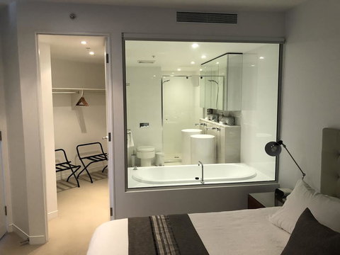 Upmarket Resort At Oracle Broadbeach URGC - Accommodation Europe 2