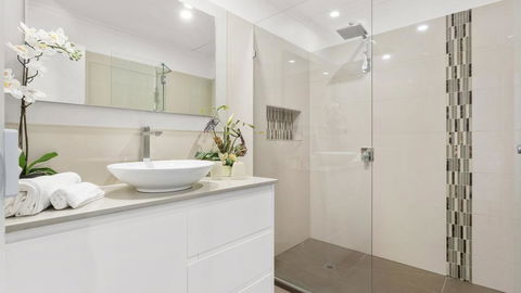 VIEWS AT MCCRAE..... - Events Australia 0