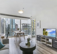 Views and hotel-style extras in a great location - Tourism Bookings