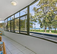 Views Pool Air Conditioning - Karoonda Sands Welsby Pde Bongaree - Tourism Bookings