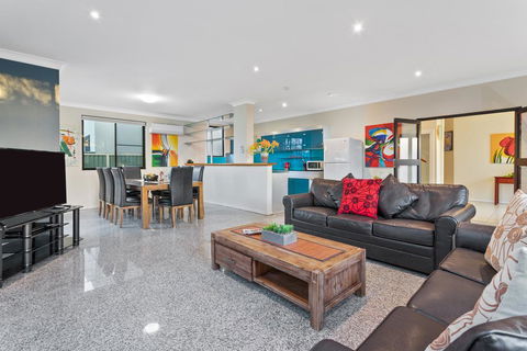 Villa De Marseilles - Melbourne - Events Australia 1