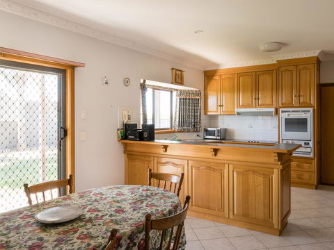 Vineyard Retreat Mildura - Tourism Bookings 3