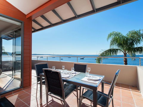 Vogue, Unit 3/197 Soldiers Point Road - Tourism Bookings 0