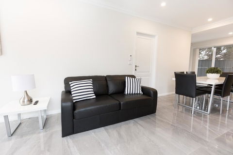 Wagga Apartments #2 - Tourism Bookings 1