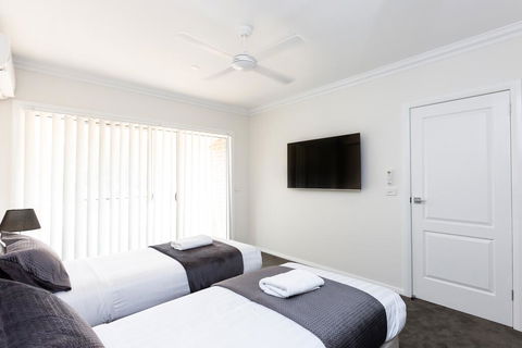 Wagga Apartments #4 - Tourism Bookings 3