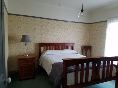 Wagga Wagga Country Cottages - Tourism Bookings 2