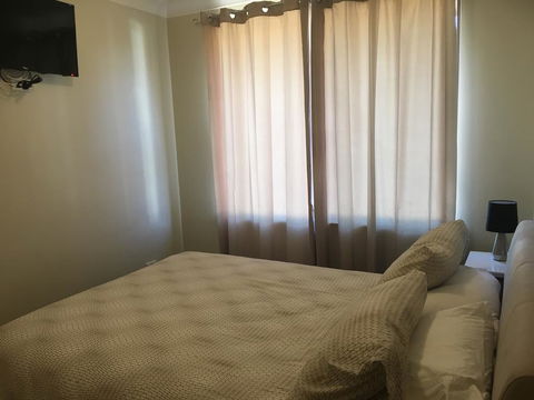 Wakeford St - Tourism Bookings 0