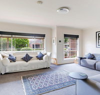 Walling-Clifton Gardens - backing onto golf course - Events Australia