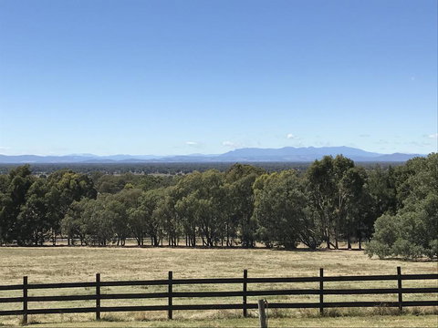 Warby Cottage - Events Australia 3