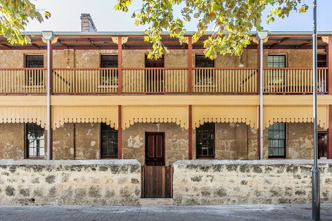 Warders Cottage: Iconic Cottage In The Heart Of Freo - Events Australia 0