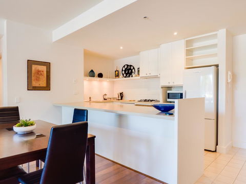 Waterfront (Yarra St) By Gold Star Stays - Tourism Bookings 3
