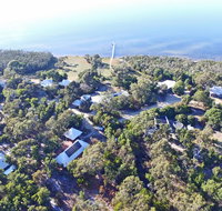 Waterfront Retreat At Wattle Point - Events Australia
