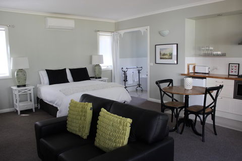 Amelina Cottages - Tourism Bookings 19