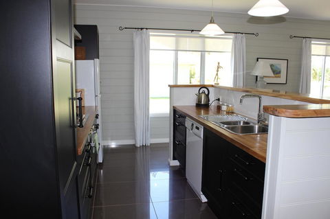 Amelina Cottages - Tourism Bookings 35