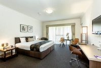 Blazing Stump Motel  Suites