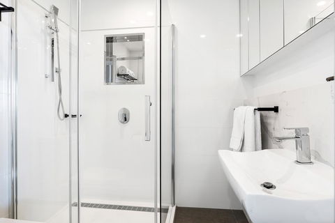 The Hamptons Apartments - Port Melbourne - Tourism Bookings 37