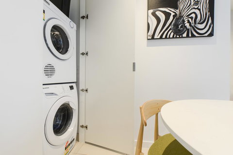 The Canvas Apartment Hotel - Events Australia 41