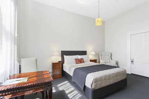 The Riversleigh - Accommodation Europe 22